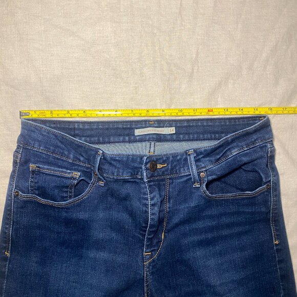 Levis Classic Mid Rise Skinny Jeans Womens 14 Raw Hem MedWash Denim Stretch EUC - Picture 12 of 12